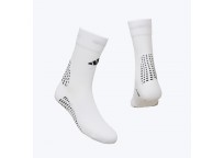 111  Fodbold gripsok JZ3027